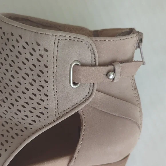 Earth Ivy Sahara Open Toe Leather Shooties 9W Tan - Picture 5 of 16